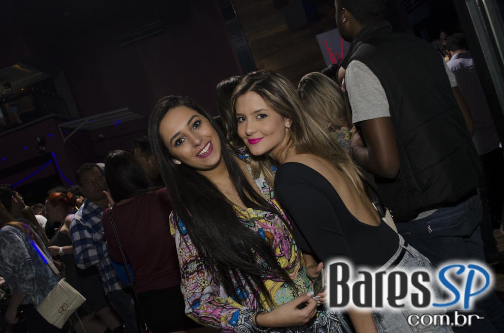 Turma do Pagode cantou seus sucessos e agitou a noite na Brooks SP Turma do Pagode cantou seus sucessos e agitou a noite na Brooks SP