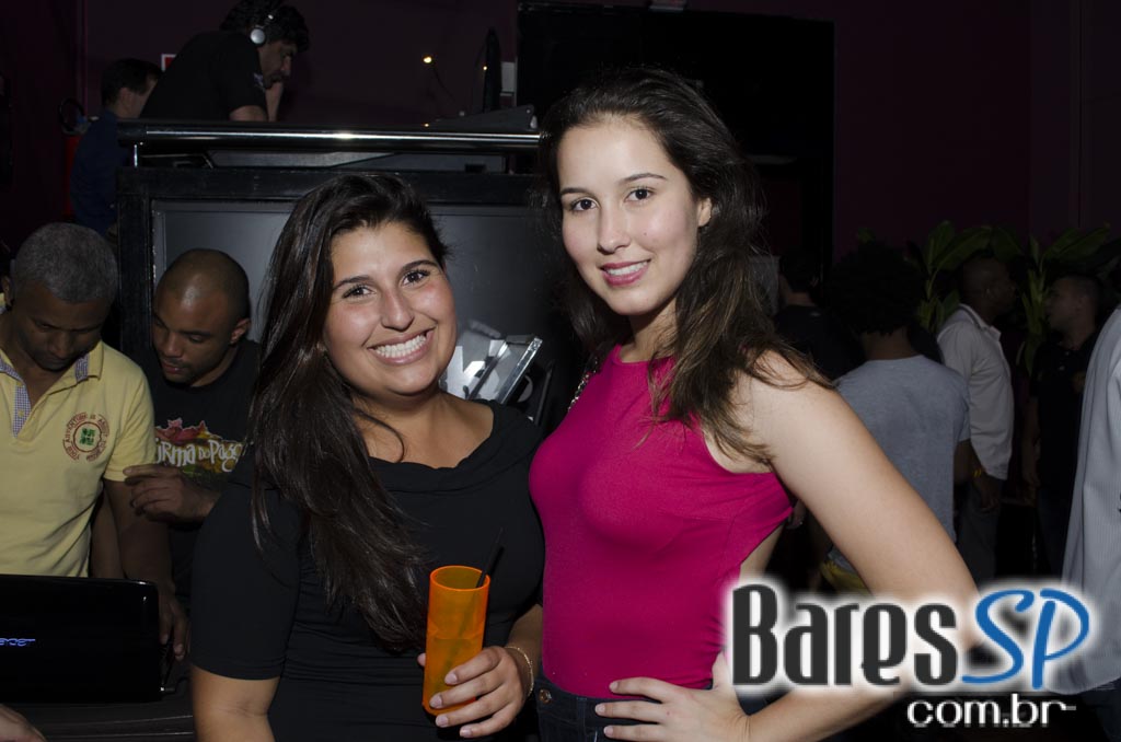 Turma do Pagode cantou seus sucessos e agitou a noite na Brooks SP Turma do Pagode cantou seus sucessos e agitou a noite na Brooks SP