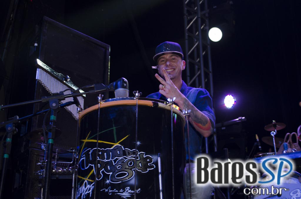 Turma do Pagode cantou seus sucessos e agitou a noite na Brooks SP Turma do Pagode cantou seus sucessos e agitou a noite na Brooks SP