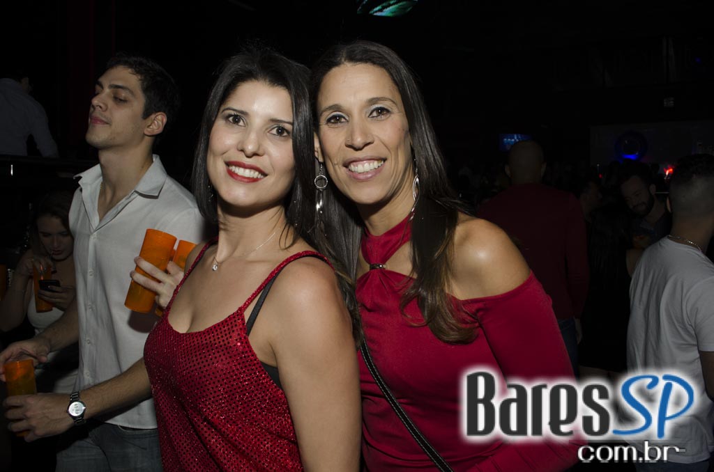 Turma do Pagode cantou seus sucessos e agitou a noite na Brooks SP Turma do Pagode cantou seus sucessos e agitou a noite na Brooks SP