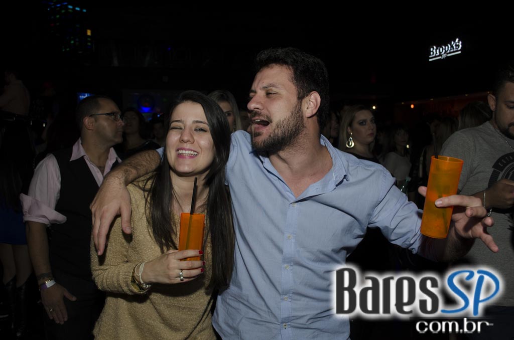 Turma do Pagode cantou seus sucessos e agitou a noite na Brooks SP Turma do Pagode cantou seus sucessos e agitou a noite na Brooks SP