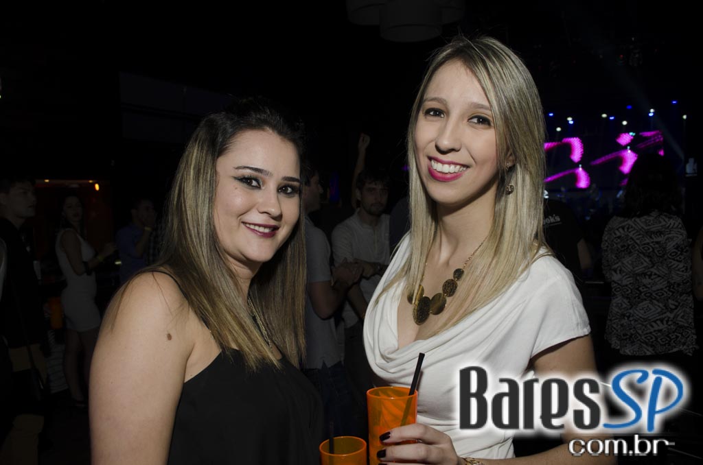 Turma do Pagode cantou seus sucessos e agitou a noite na Brooks SP Turma do Pagode cantou seus sucessos e agitou a noite na Brooks SP