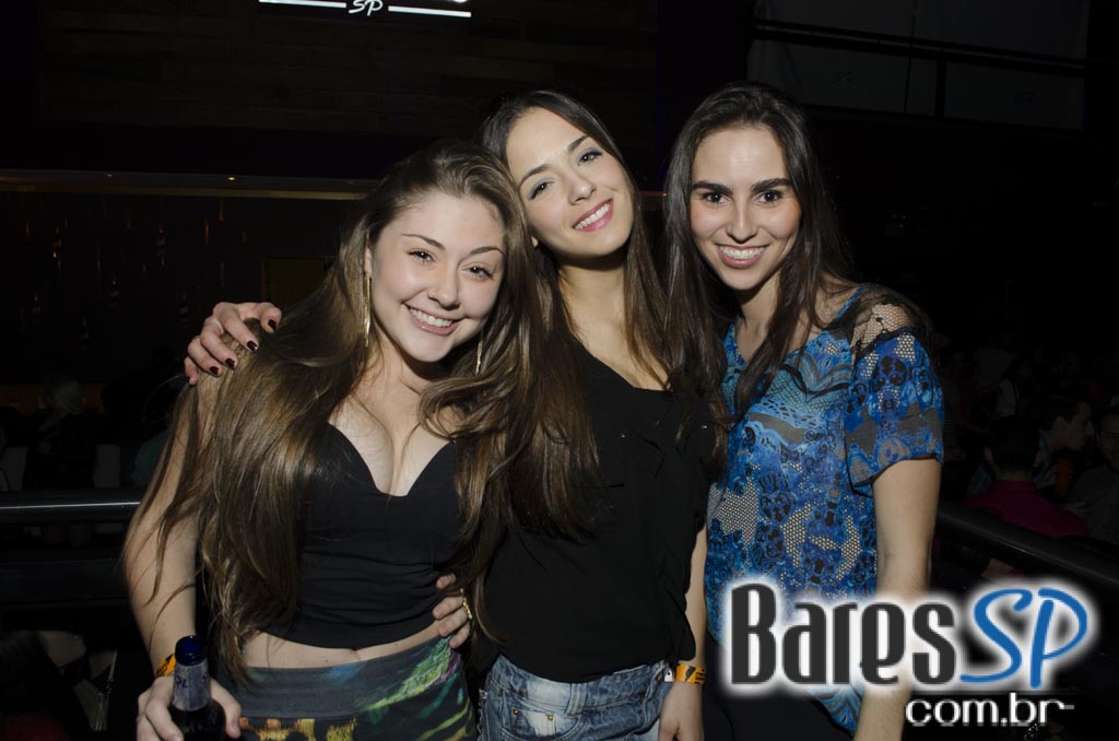 Turma do Pagode cantou seus sucessos e agitou a noite na Brooks SP Turma do Pagode cantou seus sucessos e agitou a noite na Brooks SP