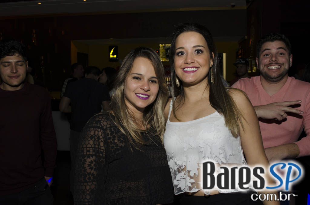 Turma do Pagode cantou seus sucessos e agitou a noite na Brooks SP Turma do Pagode cantou seus sucessos e agitou a noite na Brooks SP