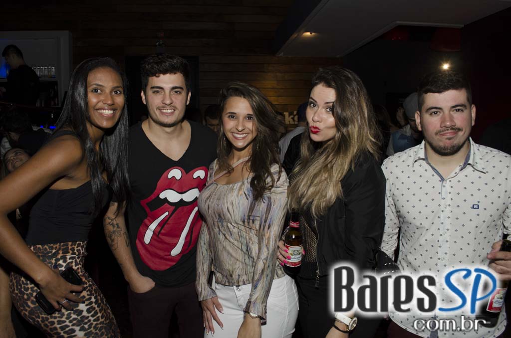 Turma do Pagode cantou seus sucessos e agitou a noite na Brooks SP Turma do Pagode cantou seus sucessos e agitou a noite na Brooks SP