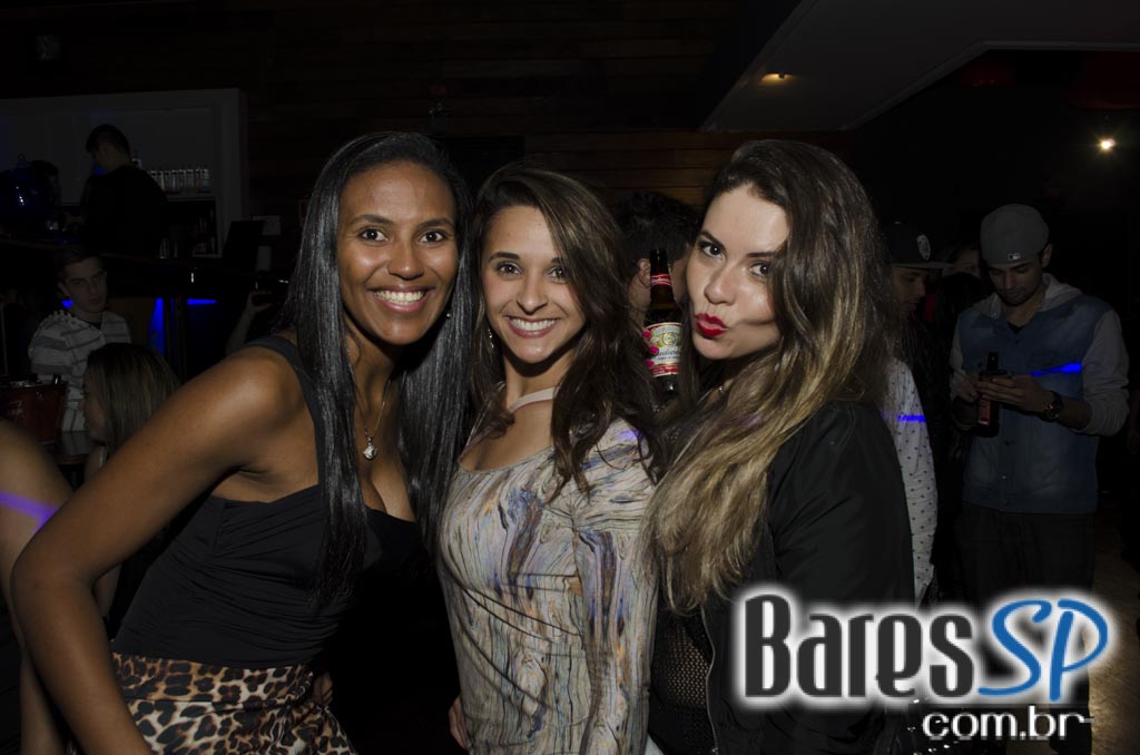 Turma do Pagode cantou seus sucessos e agitou a noite na Brooks SP Turma do Pagode cantou seus sucessos e agitou a noite na Brooks SP