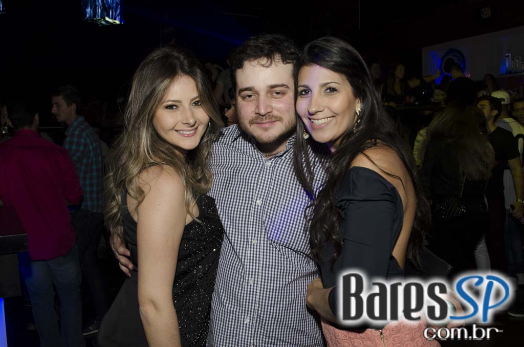 Turma do Pagode cantou seus sucessos e agitou a noite na Brooks SP Turma do Pagode cantou seus sucessos e agitou a noite na Brooks SP