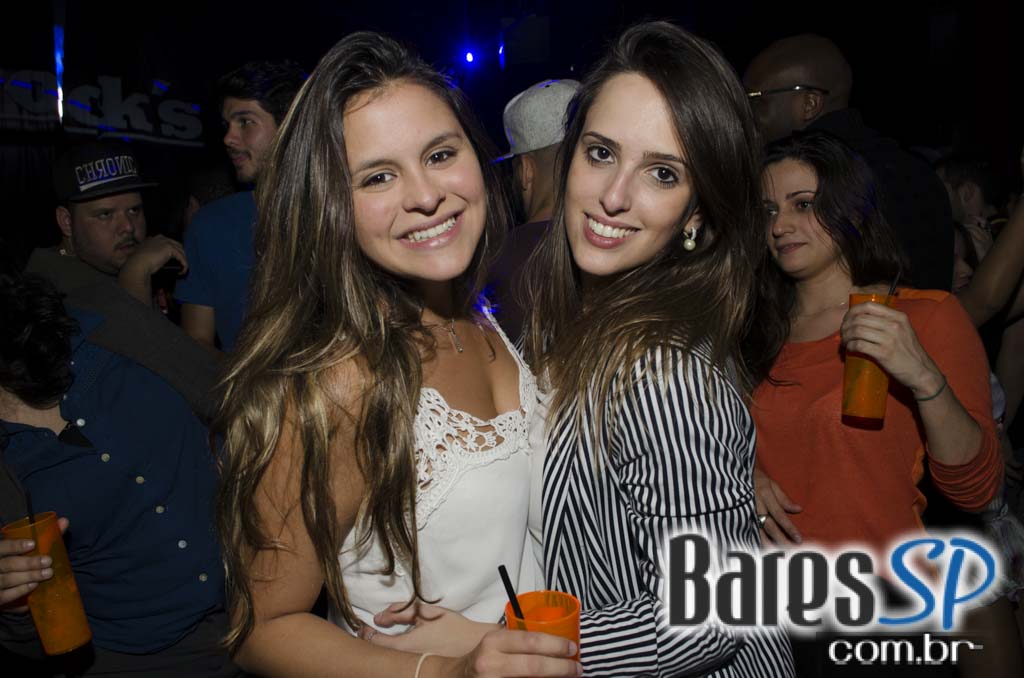 Turma do Pagode cantou seus sucessos e agitou a noite na Brooks SP Turma do Pagode cantou seus sucessos e agitou a noite na Brooks SP