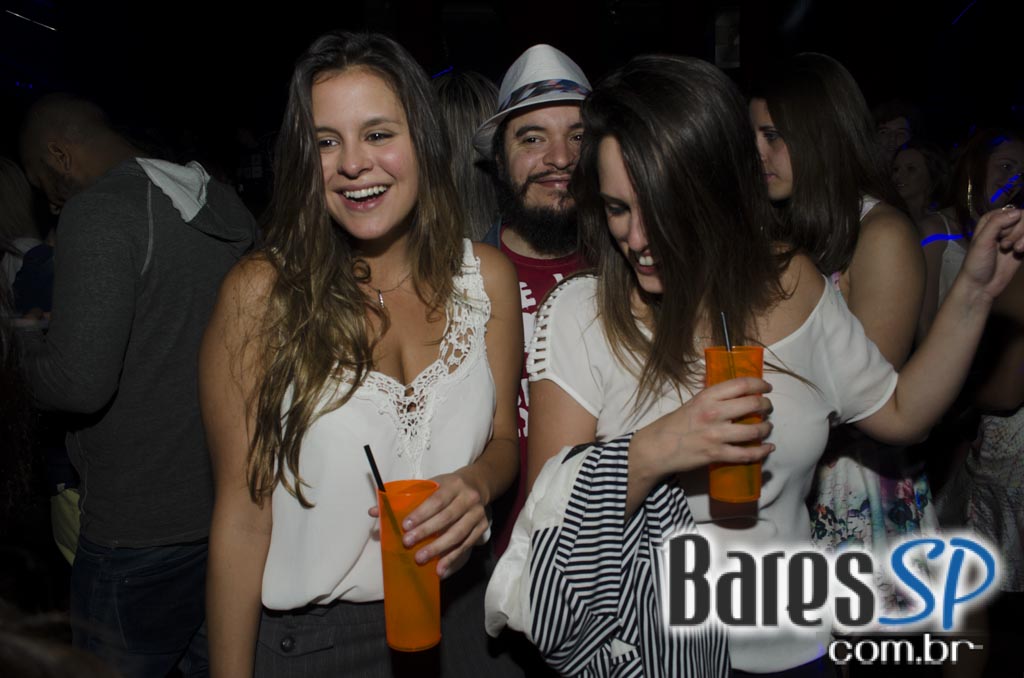 Turma do Pagode cantou seus sucessos e agitou a noite na Brooks SP Turma do Pagode cantou seus sucessos e agitou a noite na Brooks SP