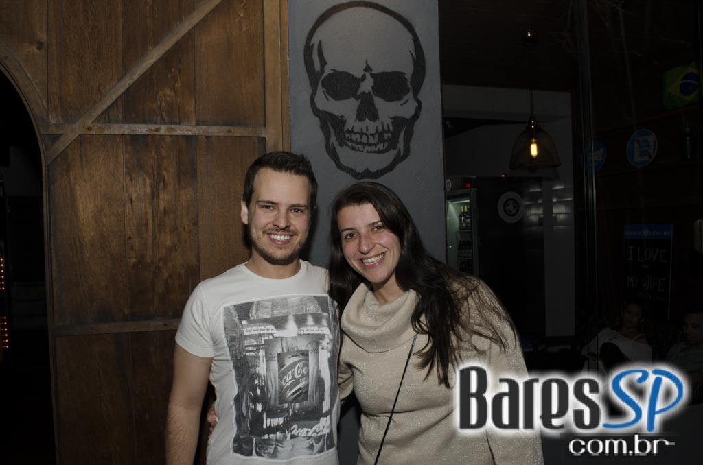 Inauguração do Bones Gastropub ofereceu ampla carta de cervejas e pratos especiais Inauguração do Bones Gastropub ofereceu ampla carta de cervejas e pratos especiais