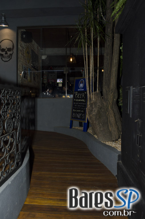 Inauguração do Bones Gastropub ofereceu ampla carta de cervejas e pratos especiais Inauguração do Bones Gastropub ofereceu ampla carta de cervejas e pratos especiais