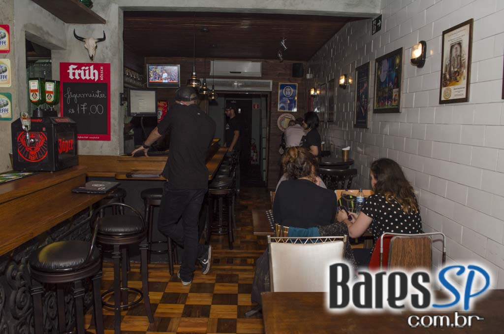 Inauguração do Bones Gastropub ofereceu ampla carta de cervejas e pratos especiais Inauguração do Bones Gastropub ofereceu ampla carta de cervejas e pratos especiais