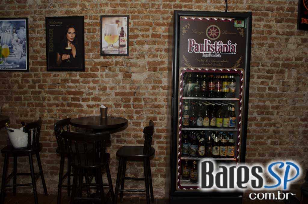 Inauguração do Bones Gastropub ofereceu ampla carta de cervejas e pratos especiais Inauguração do Bones Gastropub ofereceu ampla carta de cervejas e pratos especiais