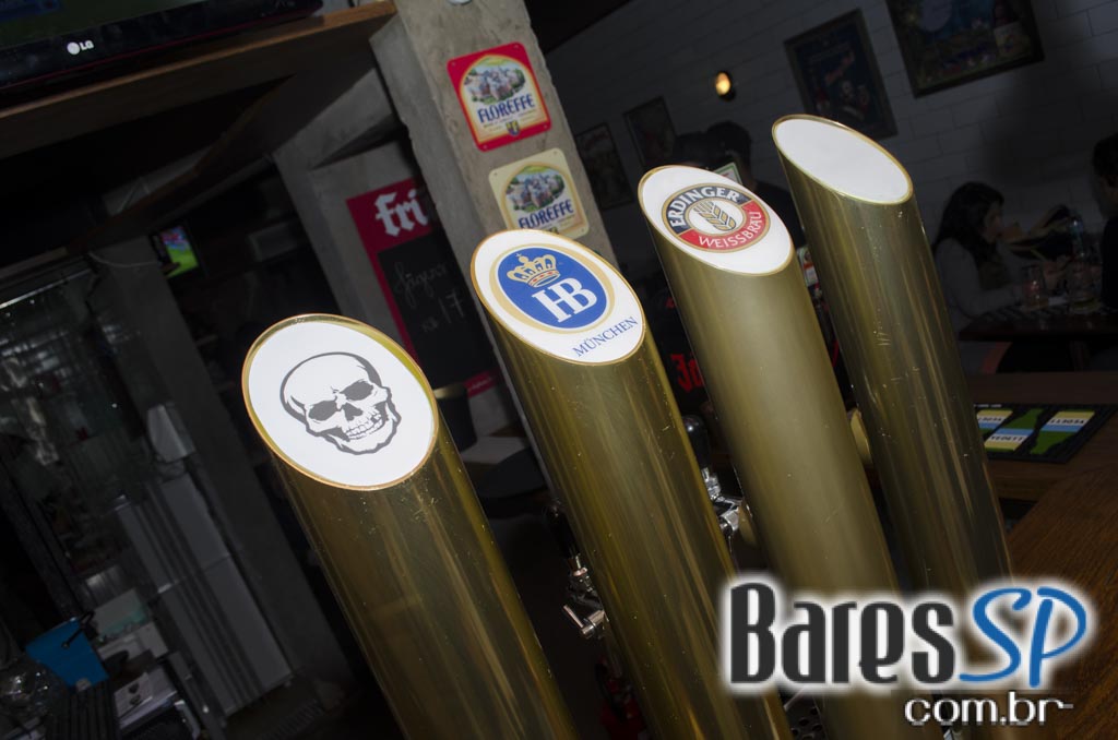 Inauguração do Bones Gastropub ofereceu ampla carta de cervejas e pratos especiais Inauguração do Bones Gastropub ofereceu ampla carta de cervejas e pratos especiais