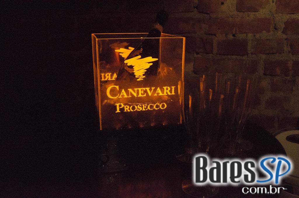 Inauguração do Bones Gastropub ofereceu ampla carta de cervejas e pratos especiais Inauguração do Bones Gastropub ofereceu ampla carta de cervejas e pratos especiais