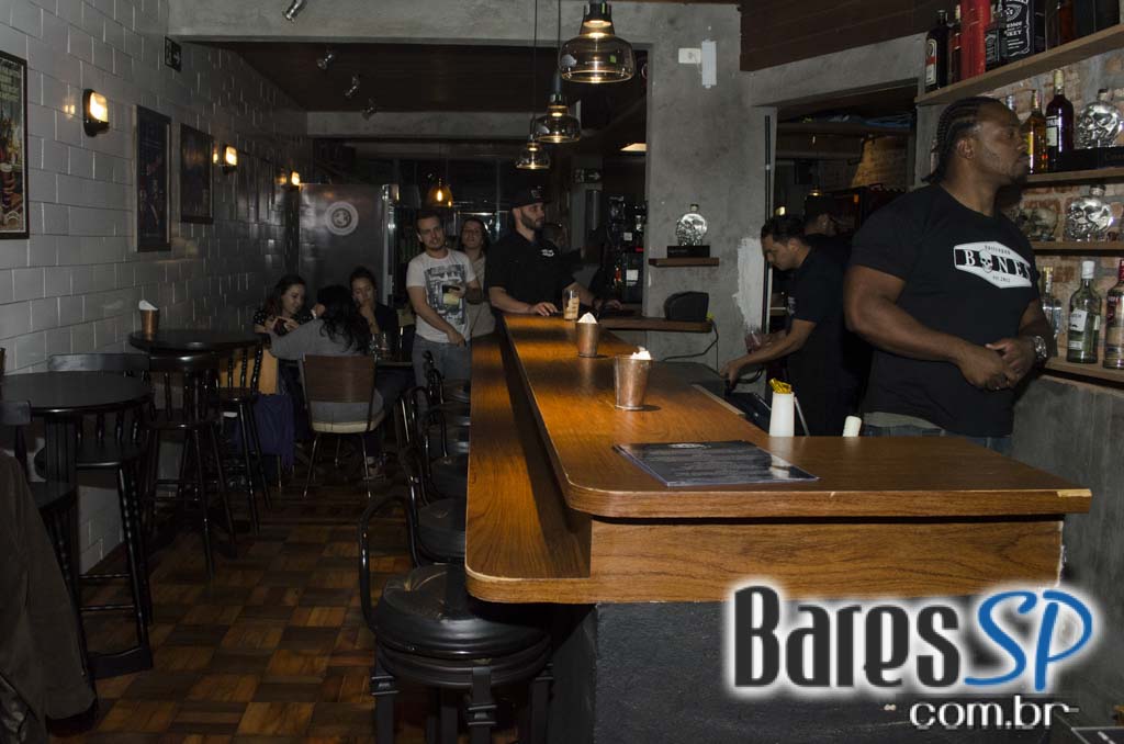 Inauguração do Bones Gastropub ofereceu ampla carta de cervejas e pratos especiais Inauguração do Bones Gastropub ofereceu ampla carta de cervejas e pratos especiais