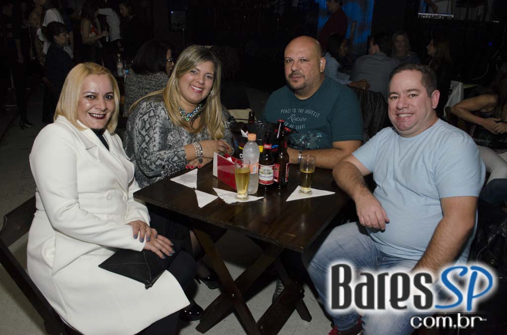 Grazie A Dio! recebeu show da cantora inglesa Jesuton com sucessos da Soul Music Grazie A Dio! recebeu show da cantora inglesa Jesuton com sucessos da Soul Music