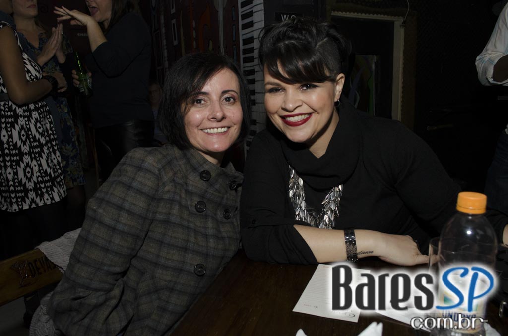 Grazie A Dio! recebeu show da cantora inglesa Jesuton com sucessos da Soul Music Grazie A Dio! recebeu show da cantora inglesa Jesuton com sucessos da Soul Music