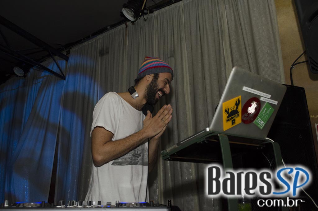 Grazie A Dio! recebeu show da cantora inglesa Jesuton com sucessos da Soul Music Grazie A Dio! recebeu show da cantora inglesa Jesuton com sucessos da Soul Music