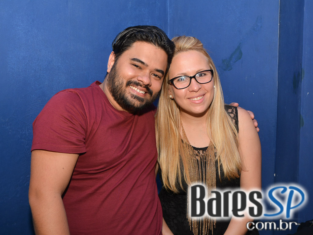 Banda Pollaris tocou muito pop rock e agitou o London Station Banda Pollaris tocou muito pop rock e agitou o London Station