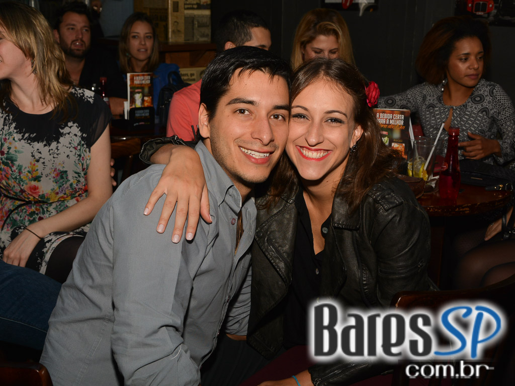 Banda Pollaris tocou muito pop rock e agitou o London Station Banda Pollaris tocou muito pop rock e agitou o London Station