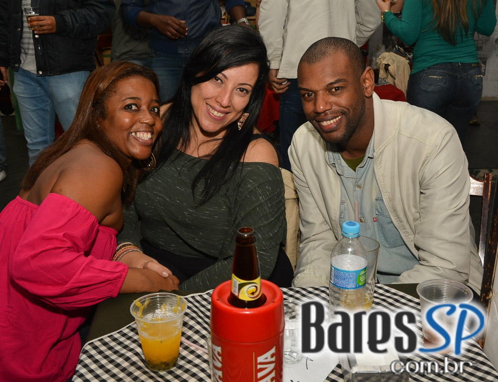 Projeto Pagode do João às quintas do Boteco Boemios Projeto Pagode do João às quintas do Boteco Boemios