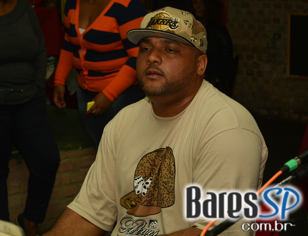 Projeto Pagode do João às quintas do Boteco Boemios Projeto Pagode do João às quintas do Boteco Boemios