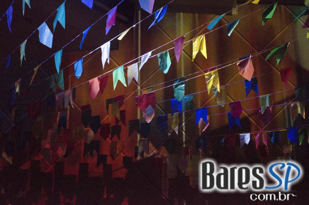 Festa Julina com grupo Quizomba e Xaxado Novo no Cine Joia Festa Julina com grupo Quizomba e Xaxado Novo no Cine Joia