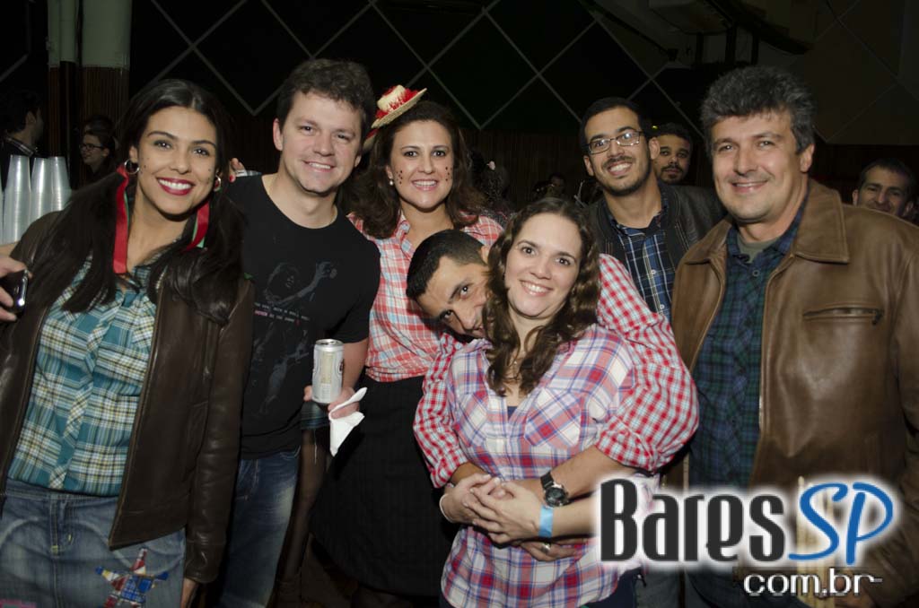 Festa Julina com grupo Quizomba e Xaxado Novo no Cine Joia Festa Julina com grupo Quizomba e Xaxado Novo no Cine Joia