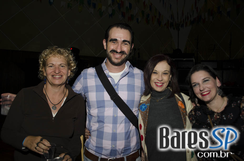 Festa Julina com grupo Quizomba e Xaxado Novo no Cine Joia Festa Julina com grupo Quizomba e Xaxado Novo no Cine Joia