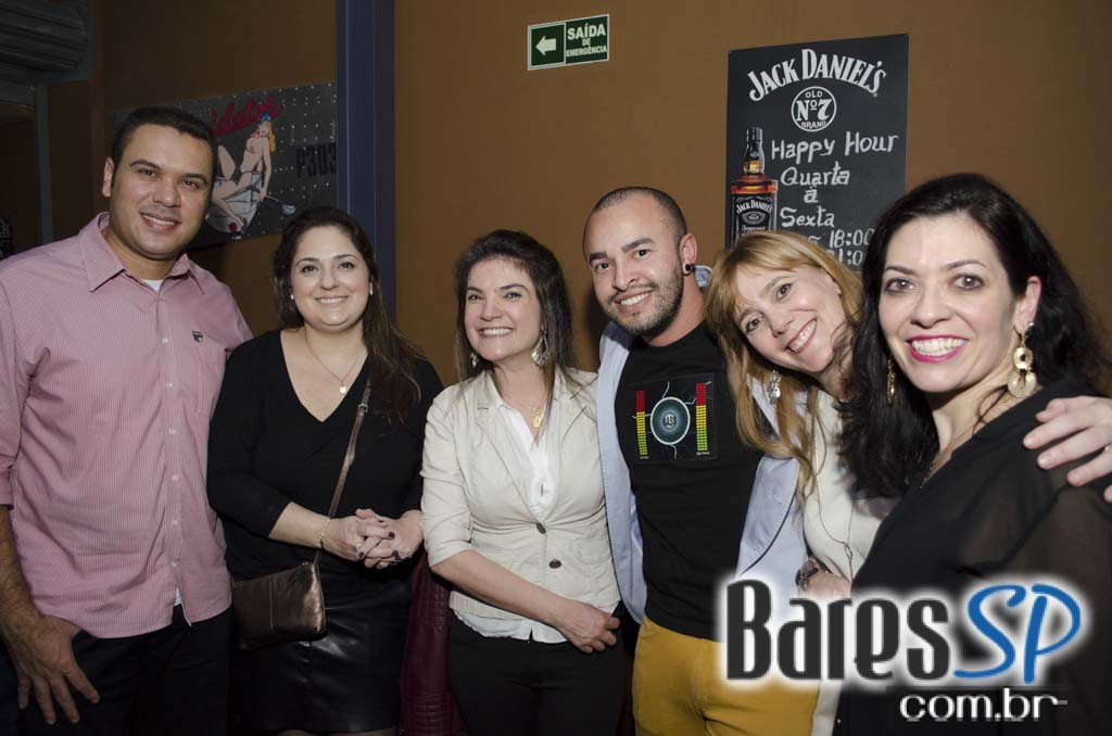 Jack Fast se apresentou no palco do Jet Lag Pub com muito groove, soul e funk Jack Fast se apresentou no palco do Jet Lag Pub com muito groove, soul e funk