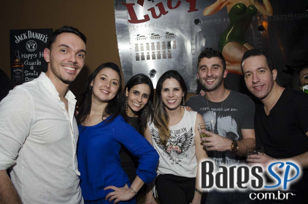 Jack Fast se apresentou no palco do Jet Lag Pub com muito groove, soul e funk Jack Fast se apresentou no palco do Jet Lag Pub com muito groove, soul e funk