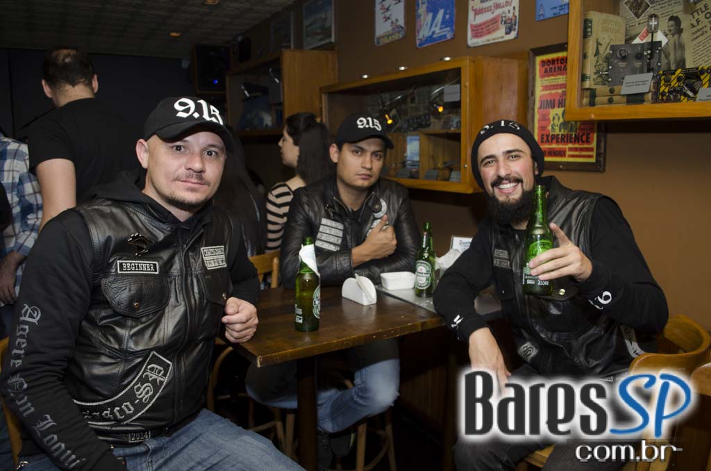 Jack Fast se apresentou no palco do Jet Lag Pub com muito groove, soul e funk Jack Fast se apresentou no palco do Jet Lag Pub com muito groove, soul e funk