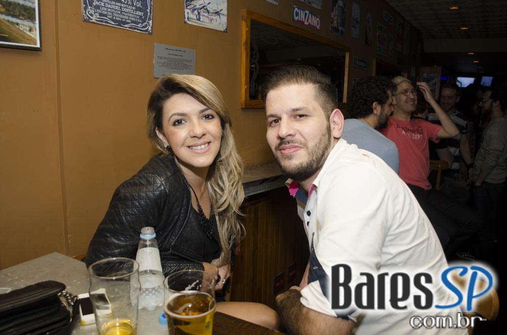 Jack Fast se apresentou no palco do Jet Lag Pub com muito groove, soul e funk Jack Fast se apresentou no palco do Jet Lag Pub com muito groove, soul e funk