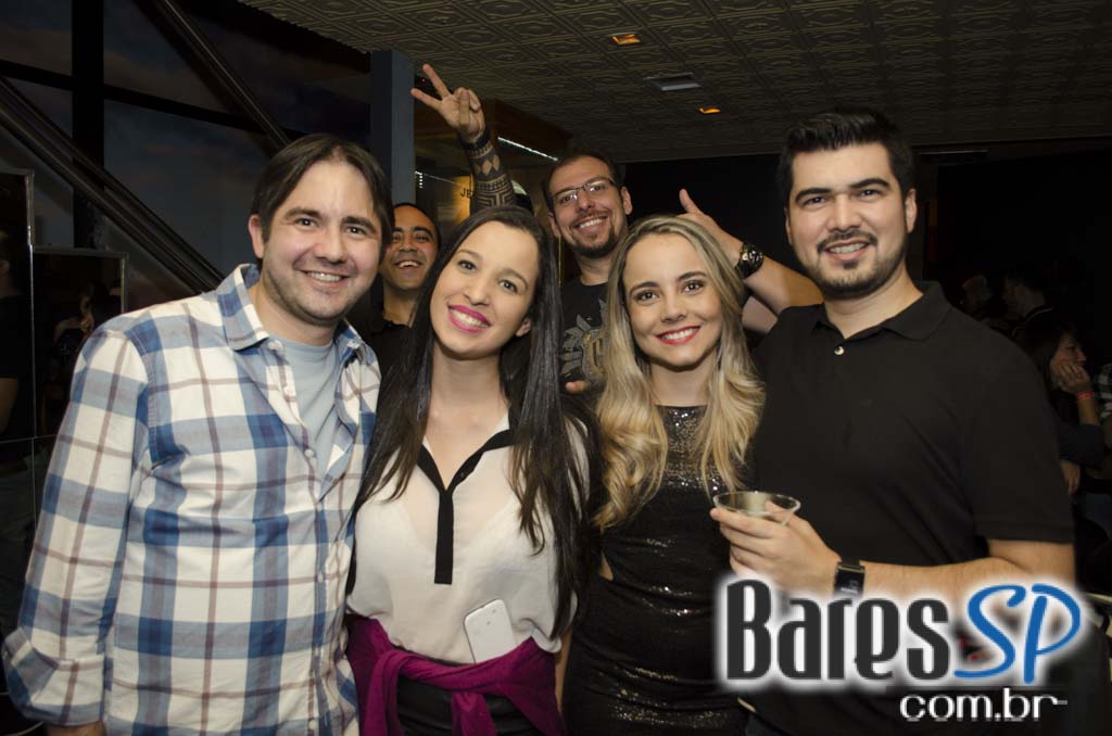 Jack Fast se apresentou no palco do Jet Lag Pub com muito groove, soul e funk Jack Fast se apresentou no palco do Jet Lag Pub com muito groove, soul e funk