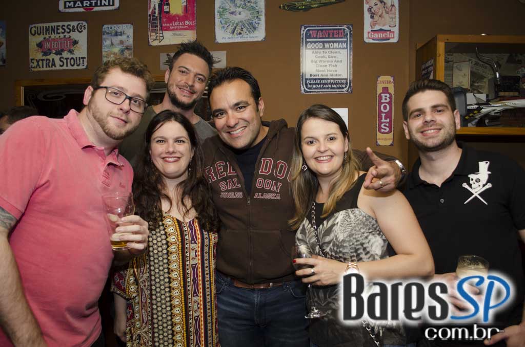 Jack Fast se apresentou no palco do Jet Lag Pub com muito groove, soul e funk Jack Fast se apresentou no palco do Jet Lag Pub com muito groove, soul e funk