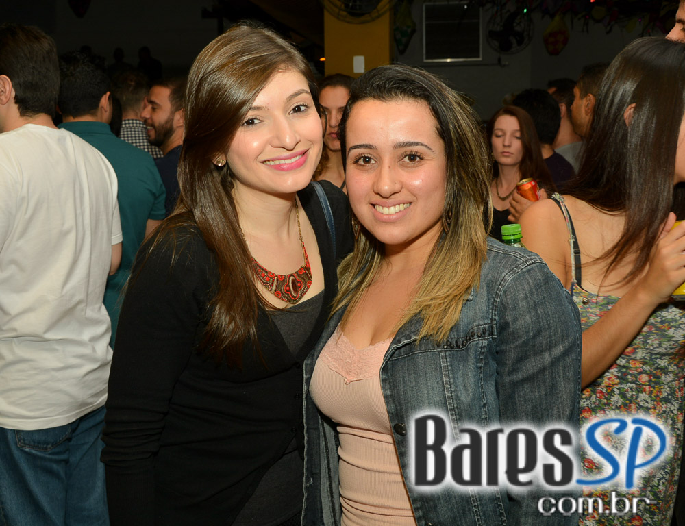 Canto da Ema recebeu os agitos do Trio Sinhá Flor e do Grupo 2 Dobrado Canto da Ema recebeu os agitos do Trio Sinhá Flor e do Grupo 2 Dobrado