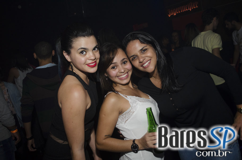 Clube Inferno recebeu a Festa Bagaço da Laranja com os hits que marcaram época Clube Inferno recebeu a Festa Bagaço da Laranja com os hits que marcaram época