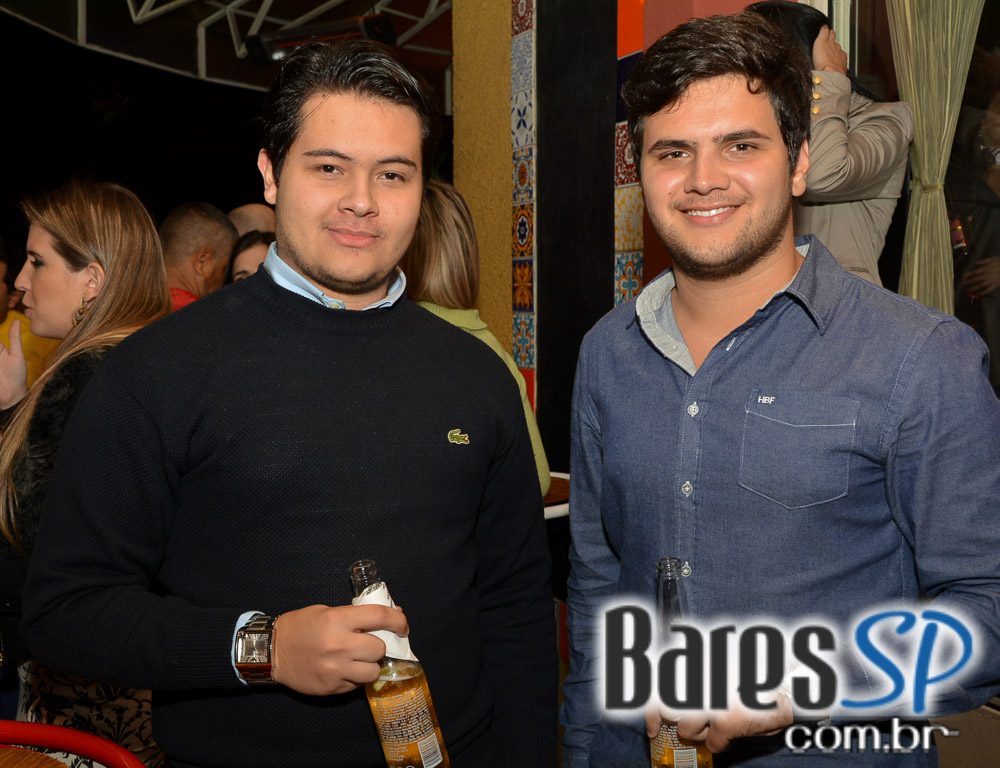 Gràcia Bar apresentou Alex Fava com sertanejo no Projeto #tádegracinha? Gràcia Bar apresentou Alex Fava com sertanejo no Projeto #tádegracinha?