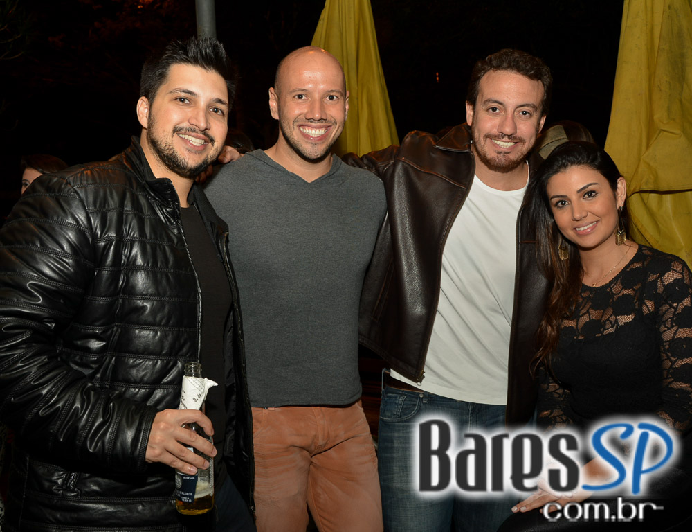 Gràcia Bar apresentou Alex Fava com sertanejo no Projeto #tádegracinha? Gràcia Bar apresentou Alex Fava com sertanejo no Projeto #tádegracinha?