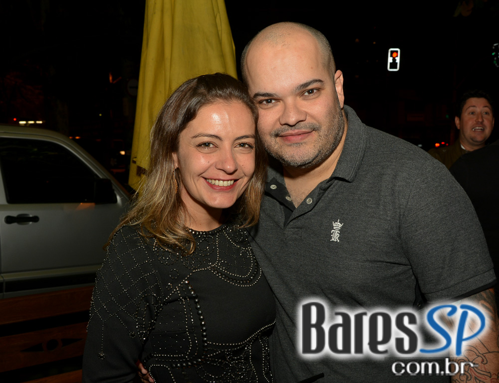 Gràcia Bar apresentou Alex Fava com sertanejo no Projeto #tádegracinha? Gràcia Bar apresentou Alex Fava com sertanejo no Projeto #tádegracinha?