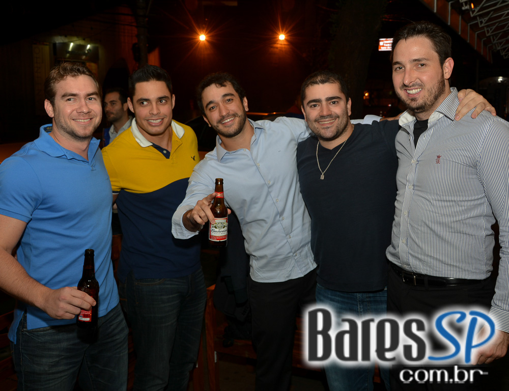 Gràcia Bar apresentou Alex Fava com sertanejo no Projeto #tádegracinha? Gràcia Bar apresentou Alex Fava com sertanejo no Projeto #tádegracinha?