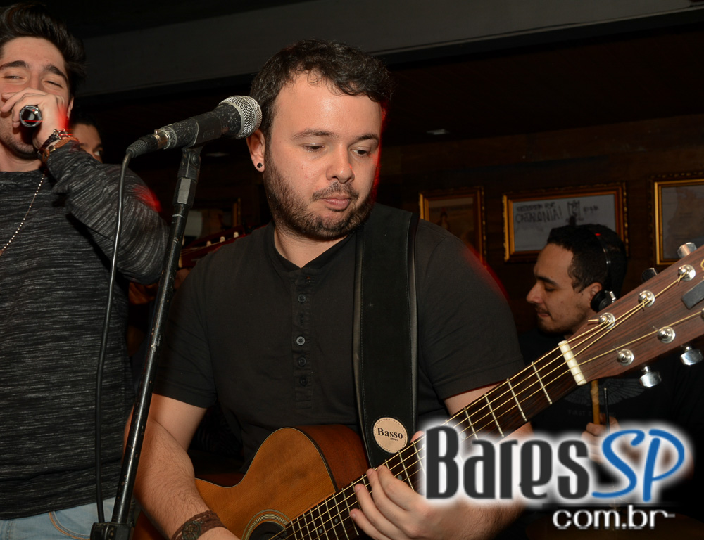 Gràcia Bar apresentou Alex Fava com sertanejo no Projeto #tádegracinha? Gràcia Bar apresentou Alex Fava com sertanejo no Projeto #tádegracinha?