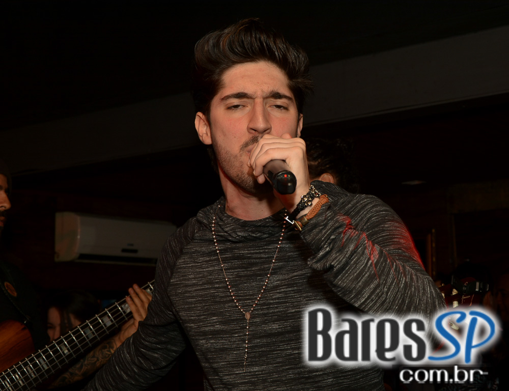 Gràcia Bar apresentou Alex Fava com sertanejo no Projeto #tádegracinha? Gràcia Bar apresentou Alex Fava com sertanejo no Projeto #tádegracinha?