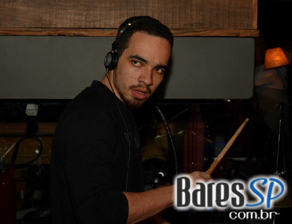 Gràcia Bar apresentou Alex Fava com sertanejo no Projeto #tádegracinha? Gràcia Bar apresentou Alex Fava com sertanejo no Projeto #tádegracinha?