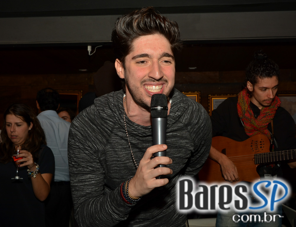 Gràcia Bar apresentou Alex Fava com sertanejo no Projeto #tádegracinha? Gràcia Bar apresentou Alex Fava com sertanejo no Projeto #tádegracinha?