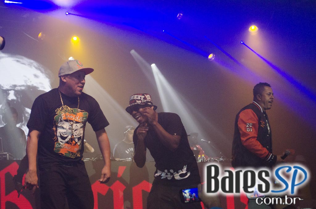 Racionais Mc's e Das EFX agitaram o palco da Audio Club com muito Rap Racionais Mc's e Das EFX agitaram o palco da Audio Club com muito Rap