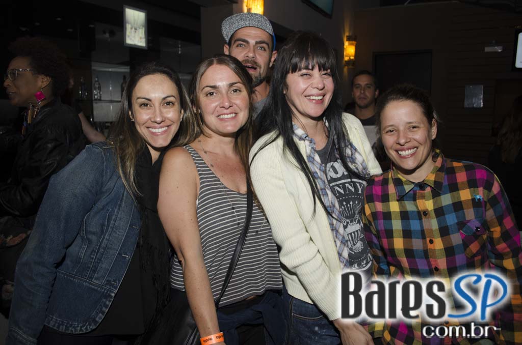 Racionais Mc's e Das EFX agitaram o palco da Audio Club com muito Rap Racionais Mc's e Das EFX agitaram o palco da Audio Club com muito Rap