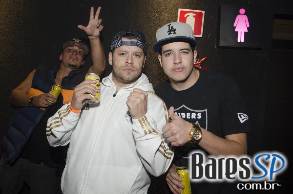 Racionais Mc's e Das EFX agitaram o palco da Audio Club com muito Rap Racionais Mc's e Das EFX agitaram o palco da Audio Club com muito Rap