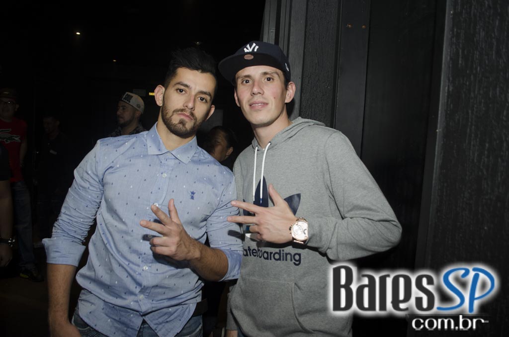 Racionais Mc's e Das EFX agitaram o palco da Audio Club com muito Rap Racionais Mc's e Das EFX agitaram o palco da Audio Club com muito Rap